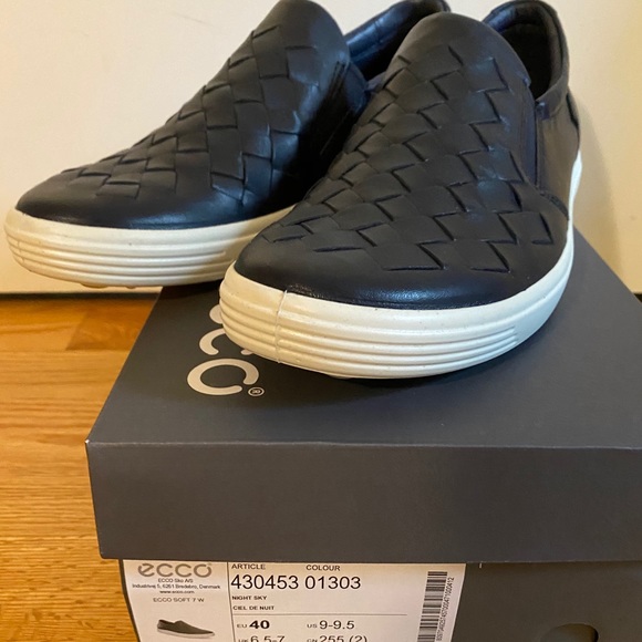 ecco woven slip on